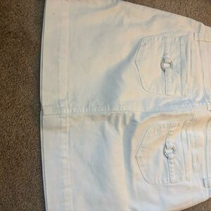White House Black Market White Mini Skirt 15.5 inches long